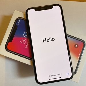 Unlocked iPhone X 2018 with OS 16.6, 64 GB, used, in very good condit…